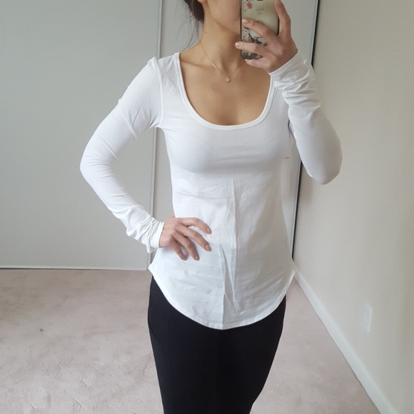 lululemon athletica Tops - Lululemon White Long Sleeve